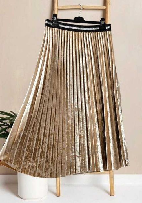Юбка миди бархат золотисто-бежевая Marks&Spencer, плиссе, р. S/M