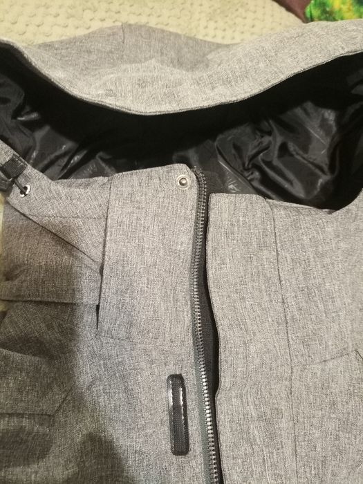 Чоловіча зимова куртка розмір L