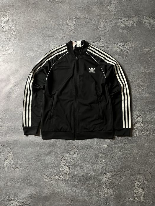 олимпийка adidas essentials y2k