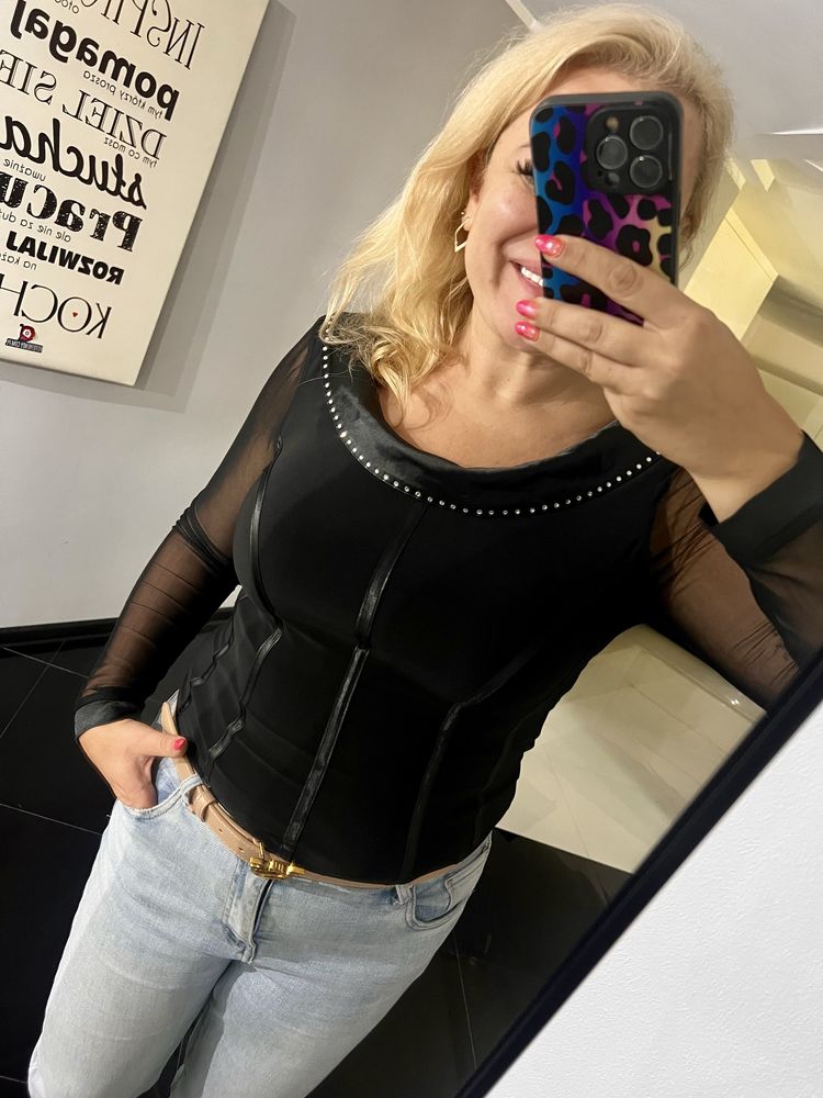 Czarna elegancka bluzka z siateczkowymi rękawami M/L