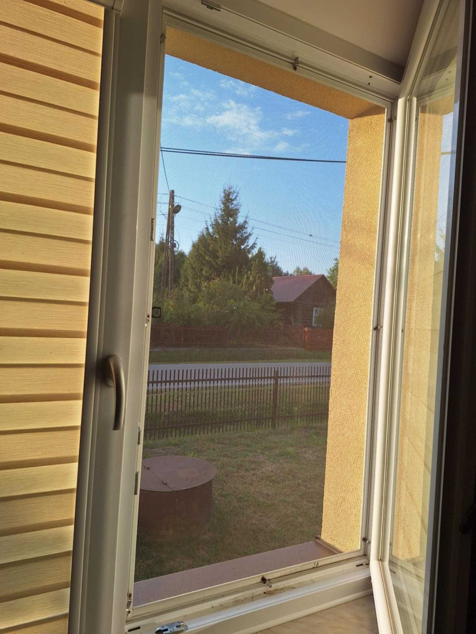 Okna używane demontażu dwuszybowe ,balkonowe,rolety,moskietera