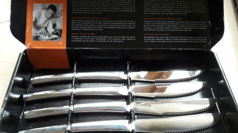 Bardzo piekny komplet 4 noży do stekow Comme Chez Soi