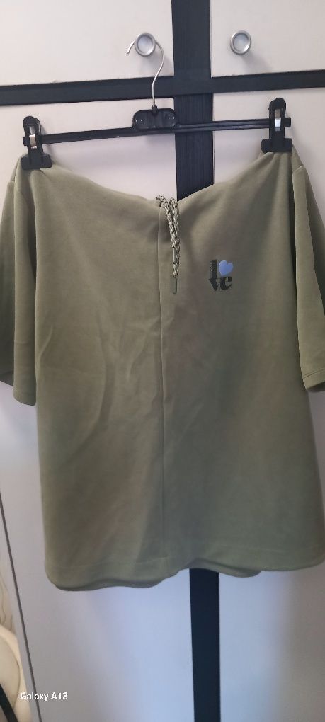 Tunika sportowa .Khaki