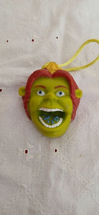 Figura Fiona de 2004