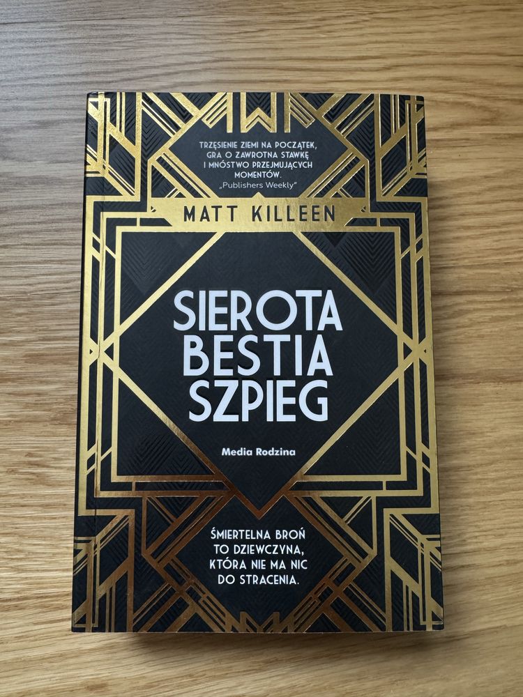 Sierota, bestia, szpieg- Matt Killeen