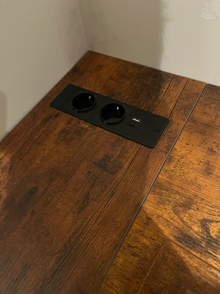 Mesa secretária canto