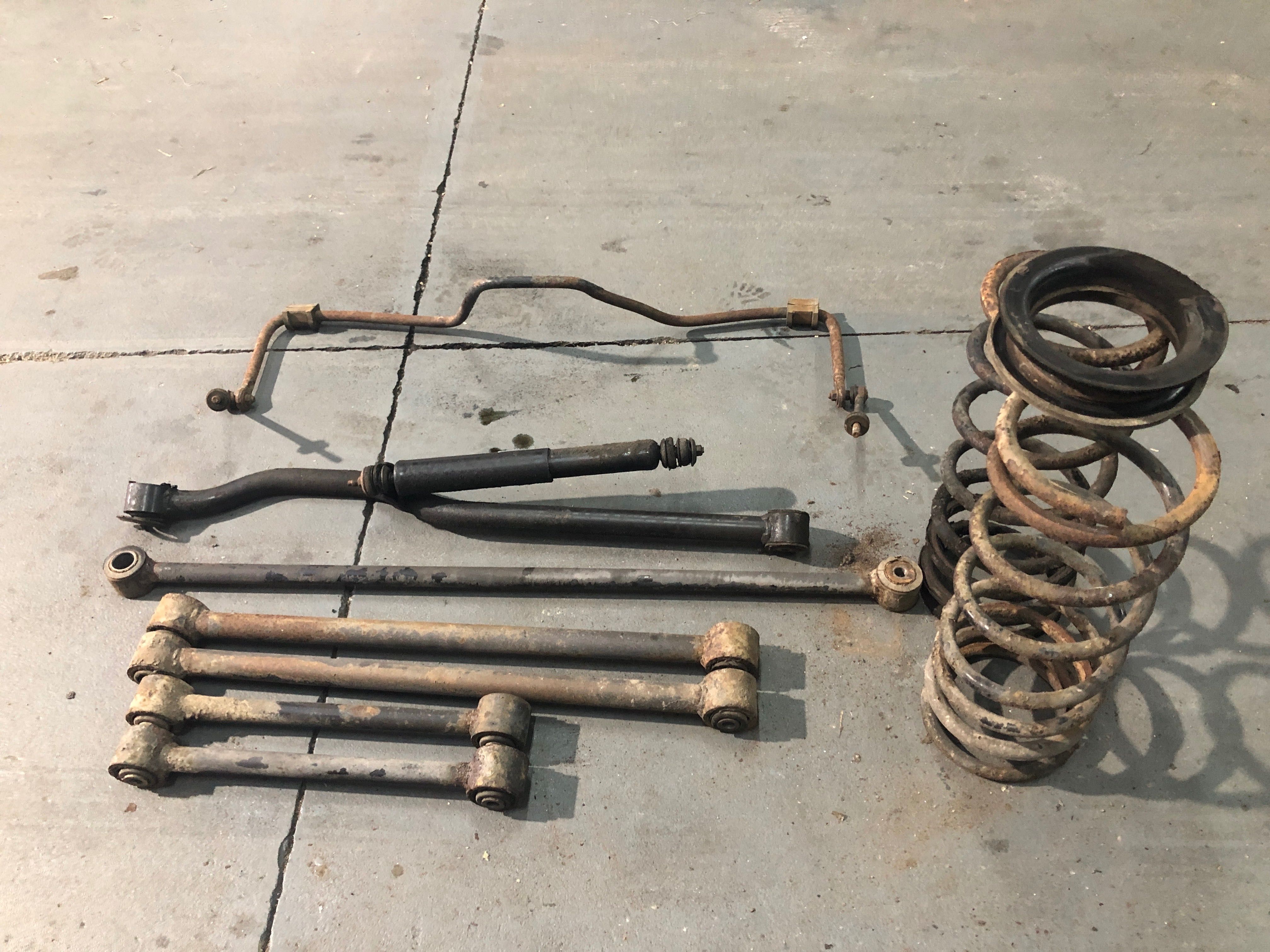 Material Nissan patrol GR Y60
