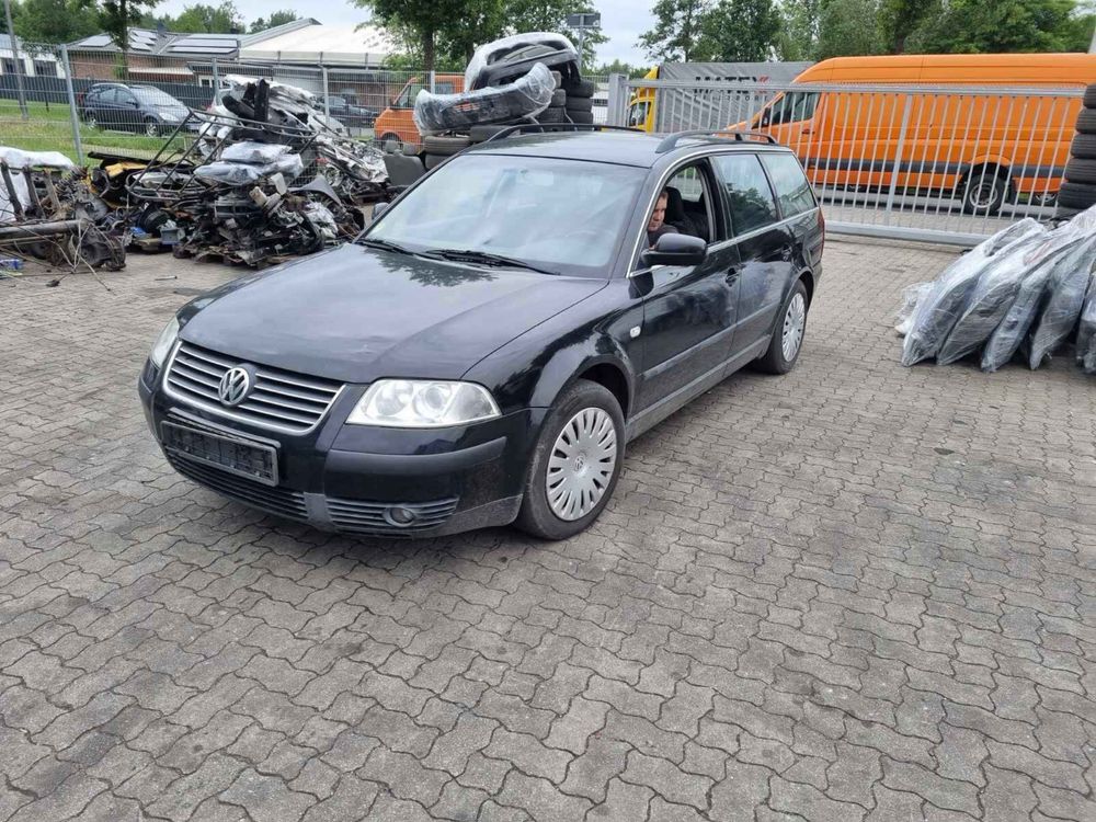 Приїхало 2 Volkswagen Passat б5+