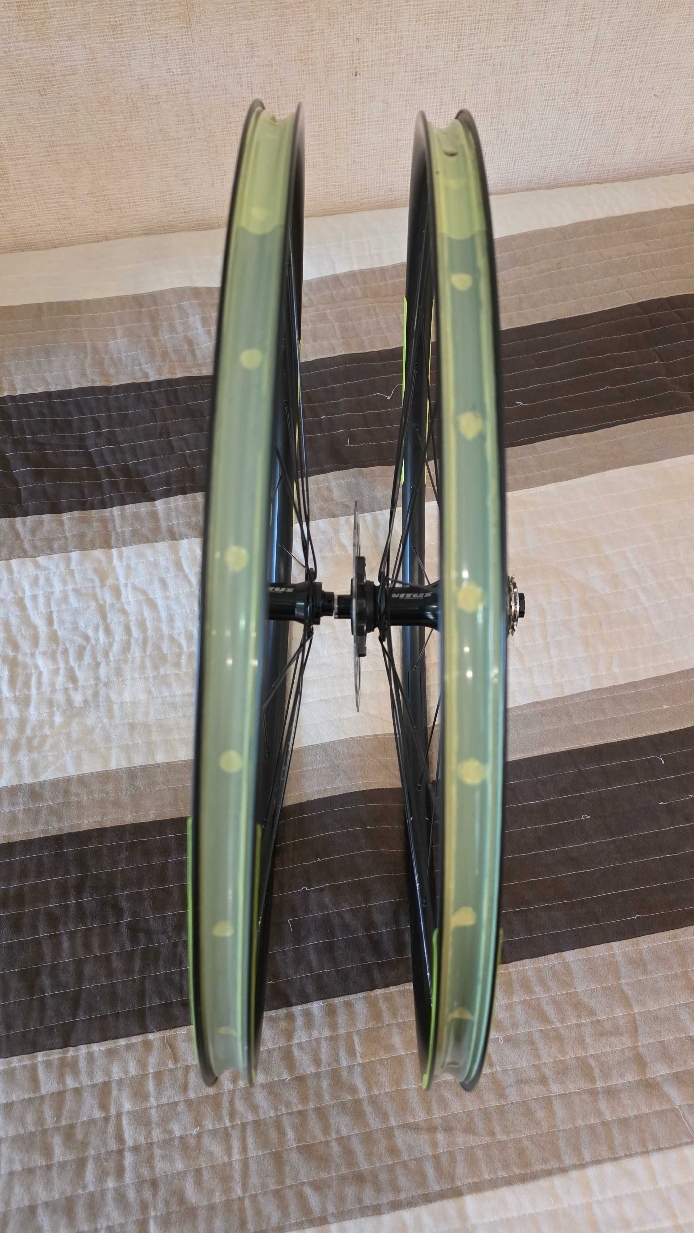 Б/В вілсет гревел/шосе колеса Vitus Shining DB-X21 алюміній 21х700с