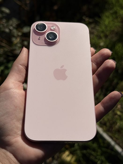 Продам  Apple iPhone 15 128GB