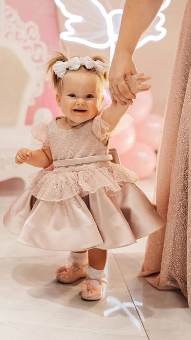 Продам Фемелі лук