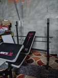 Máquina bench press + barra + banco abdominais