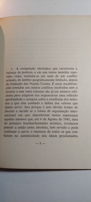 Provocação e Resposta - Adriano Moreira (1961)