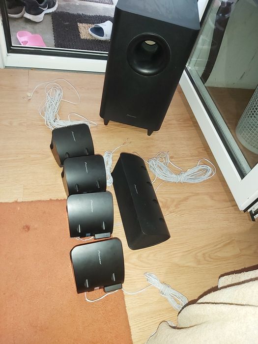 Colunas e sub pioneer homecinema