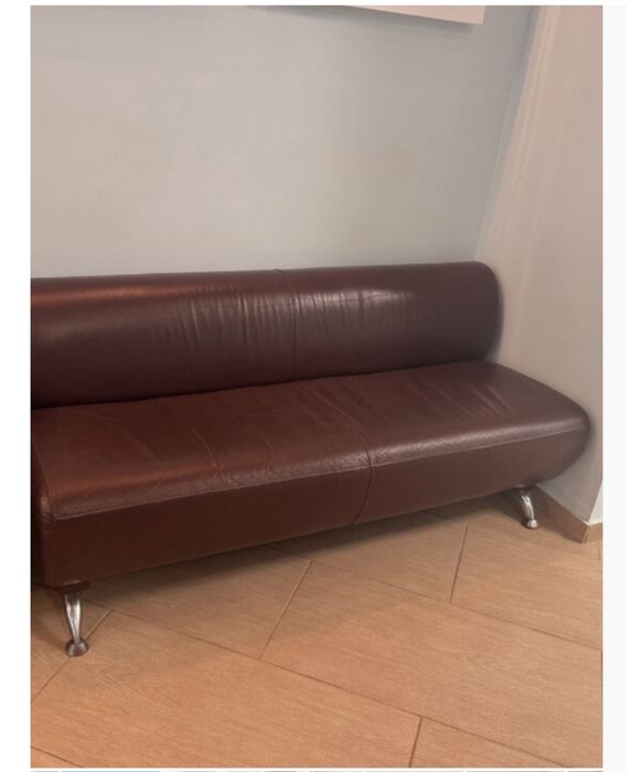 Продам диван в нормальному стані