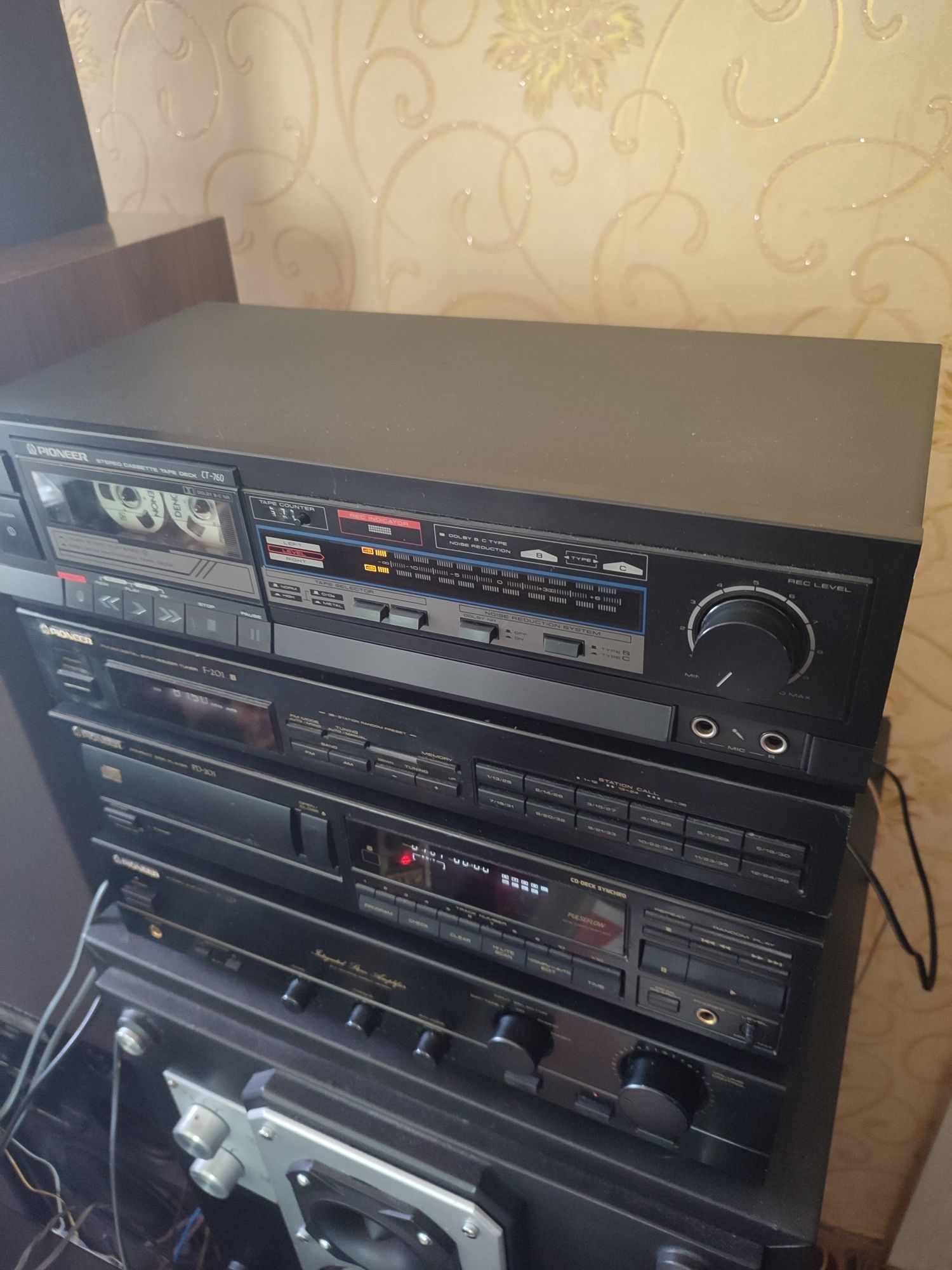 Стойка pioneer А227.