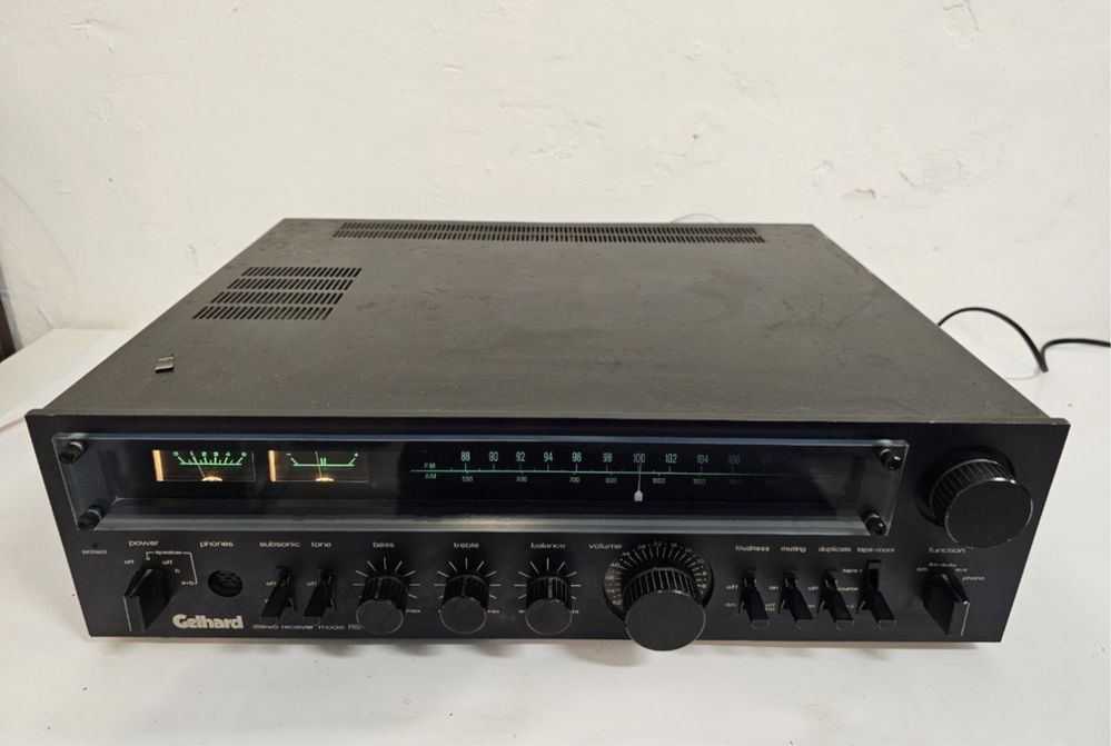 Am/Fm Stereo Amplituner ZELHARD RS-5850.