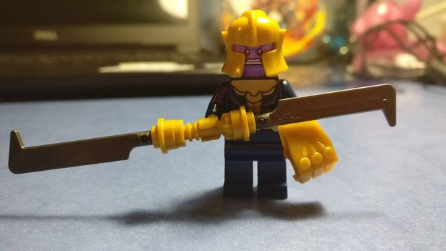 Lego фигурка танос marvel