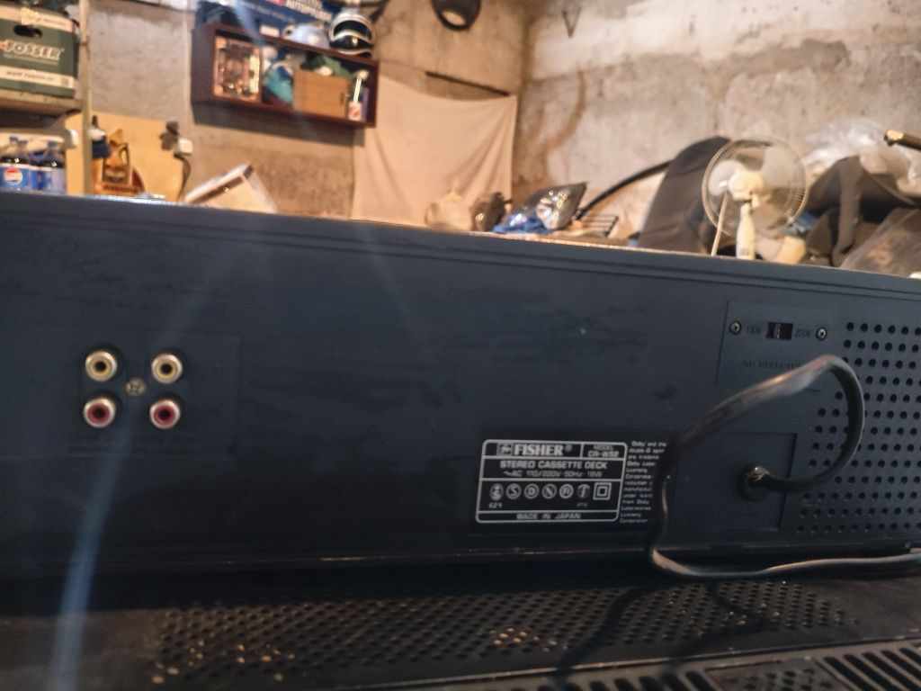 Кассетная дека Fisher CR-W52
