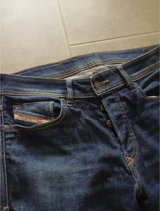 Продаю джинси Diesel