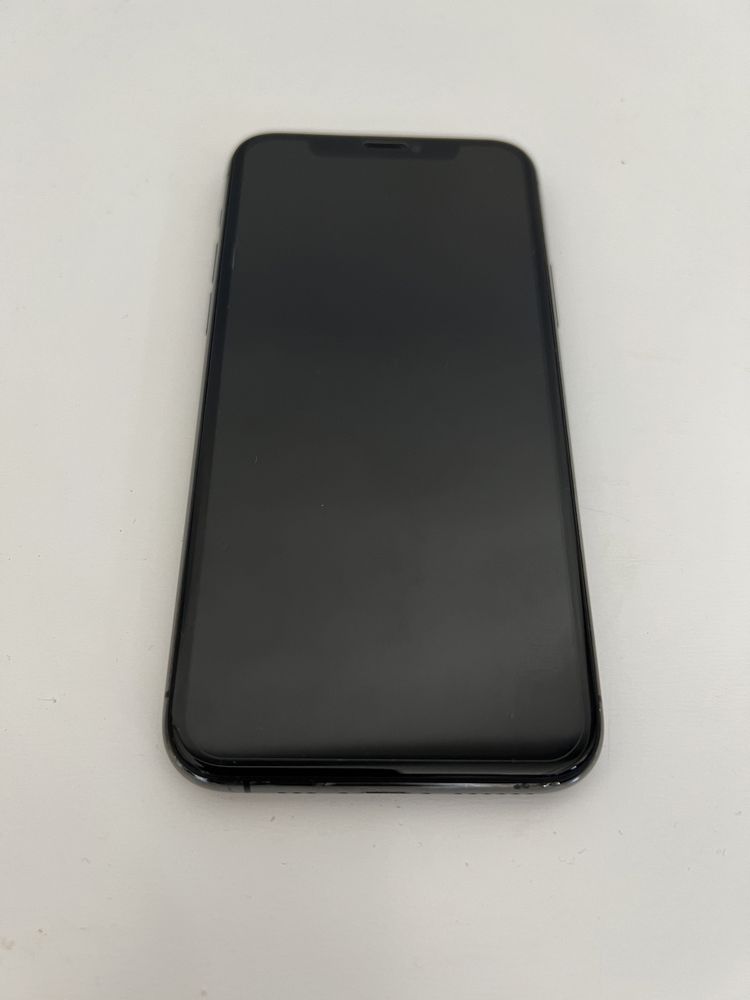 iPhone 11 Pro Space Gray Bateria 100 %