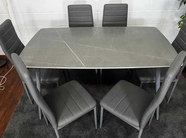 MESA + 4 CADEIRAS NOVA TRANSPORTE GRATUITO PAGA A CASA