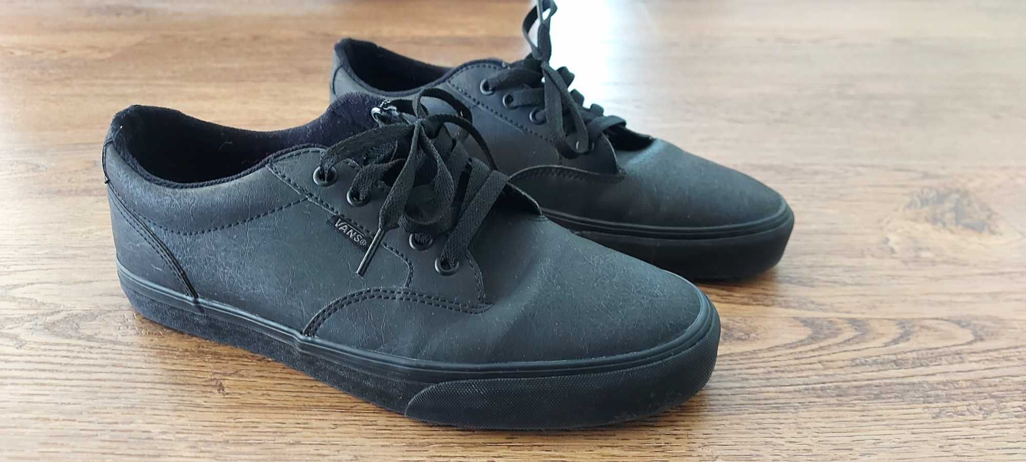 Ténis marca VANS preto