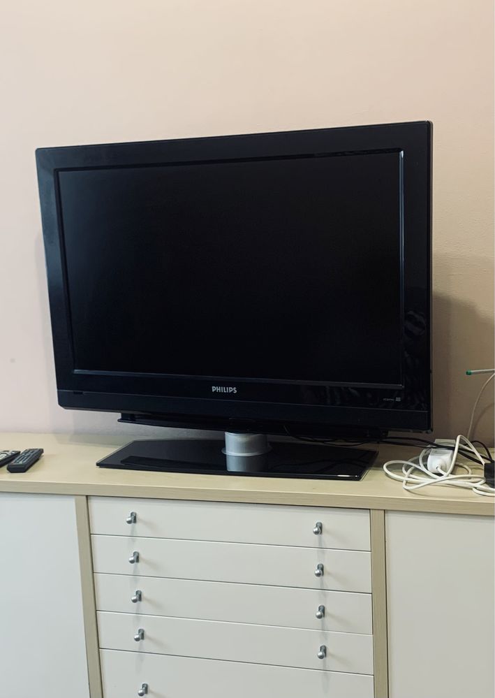 телевізор Philips 37 PFL3312/10