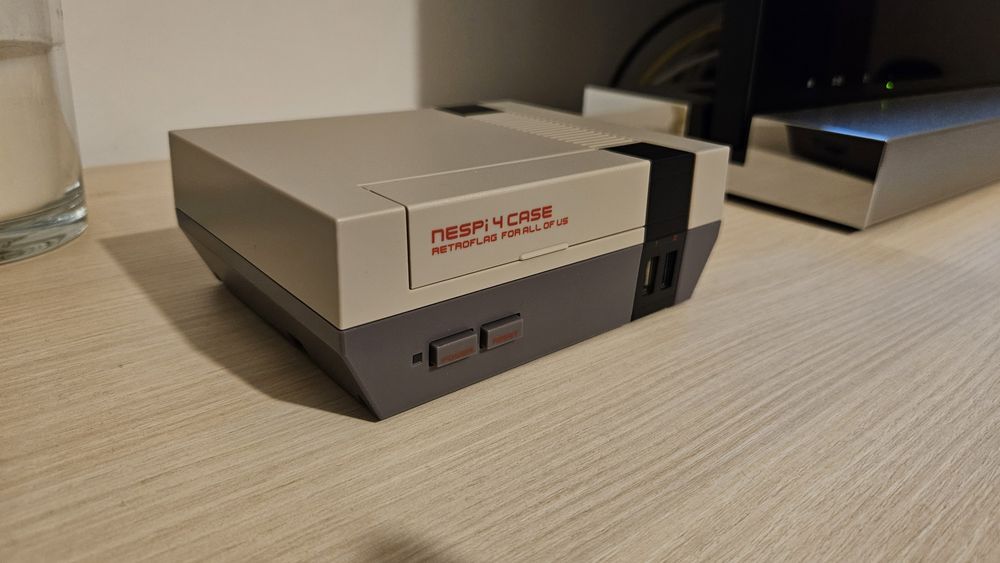 Raspberry pi 4 de 8gb com Nespi4 case