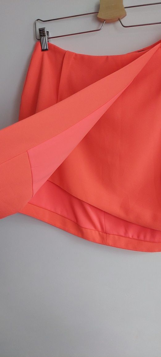 Pomarańczowa neonowa spódnica Lipsy 12 Kardashian Collection