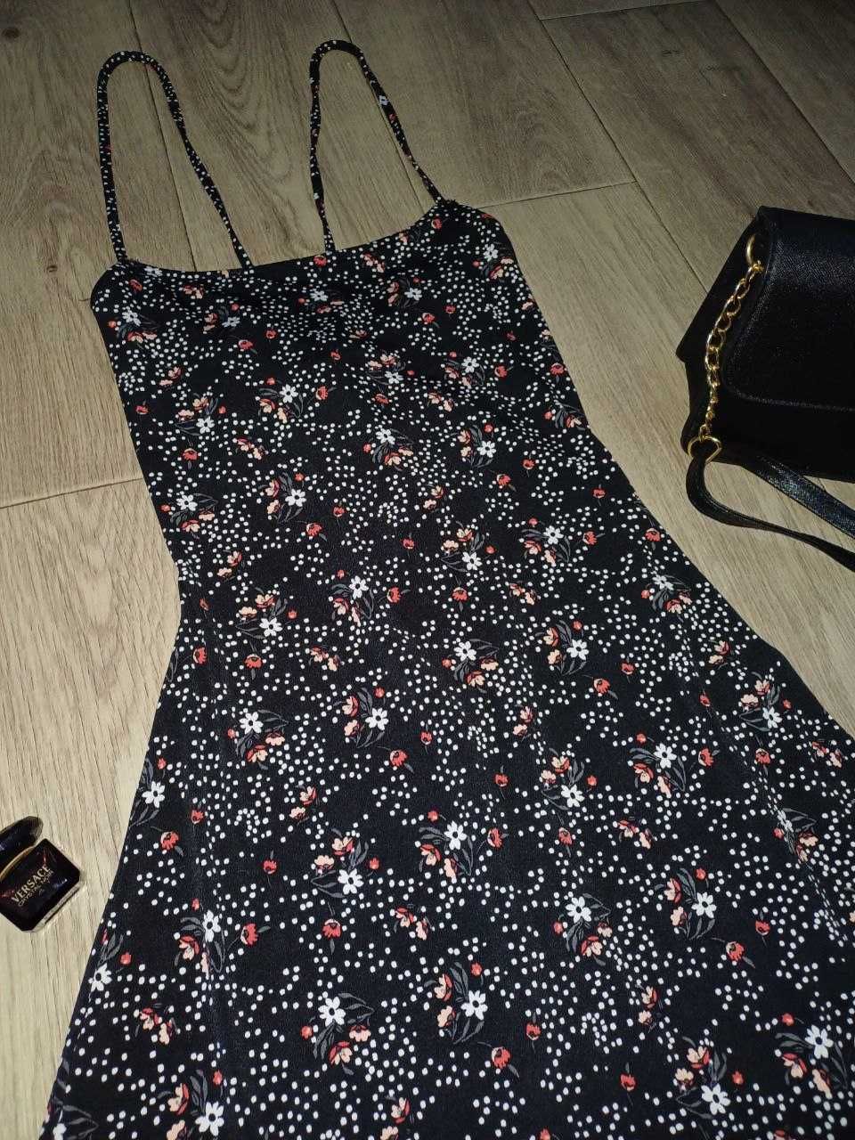 Продам фірмову літню сукню H&M. 36 розмір.