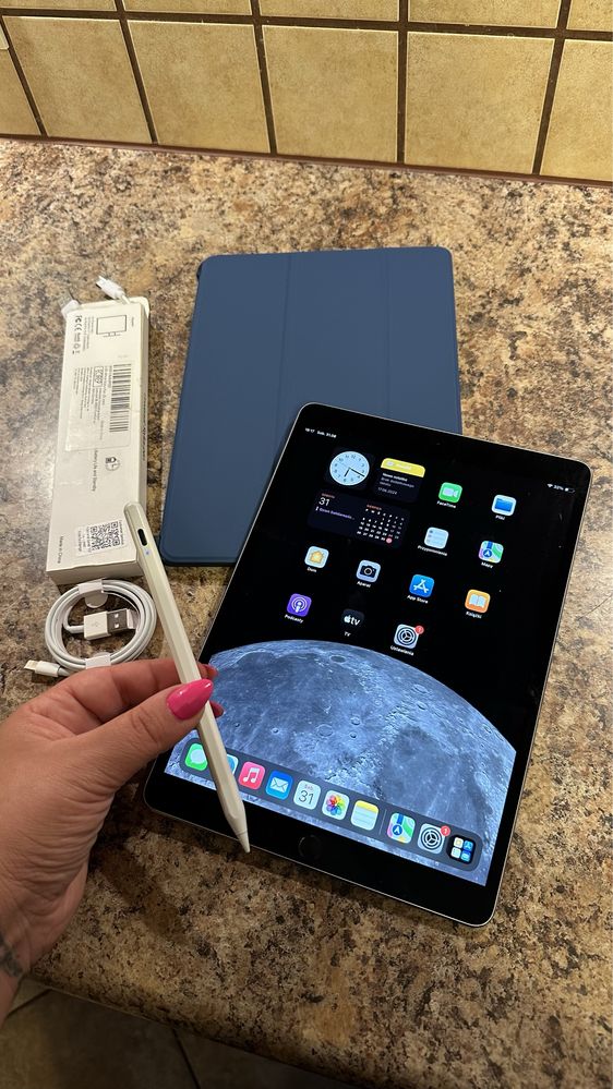 Tablet iPad Apple Retina + NOWY RYSIK - Touch ID - PROCREATE