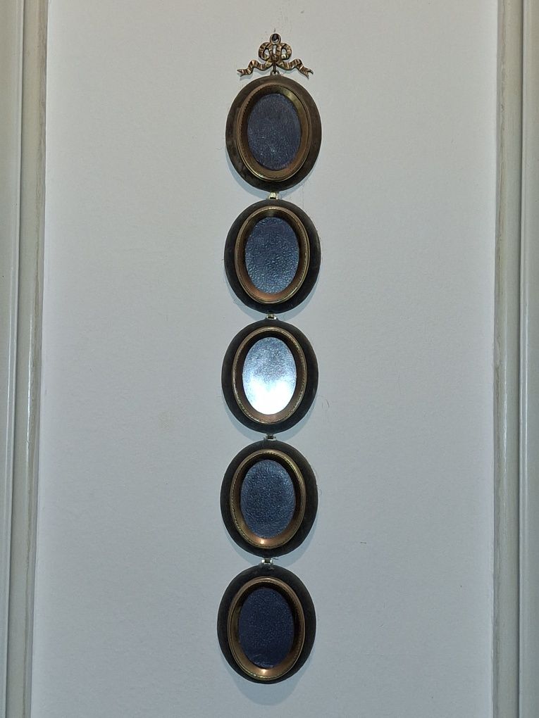 5 miniaturas porta retratos séc 19 Dona Maria em bronze dourado,veludo