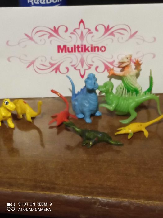 Figurki dla dzieci Dinozaury mini