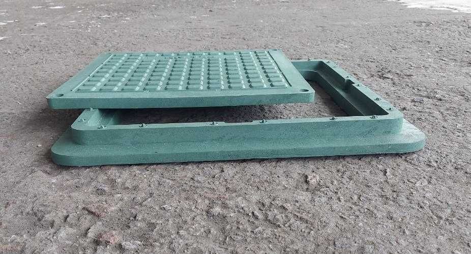 Люк квадратний садовий 740*740 зеленого кольору