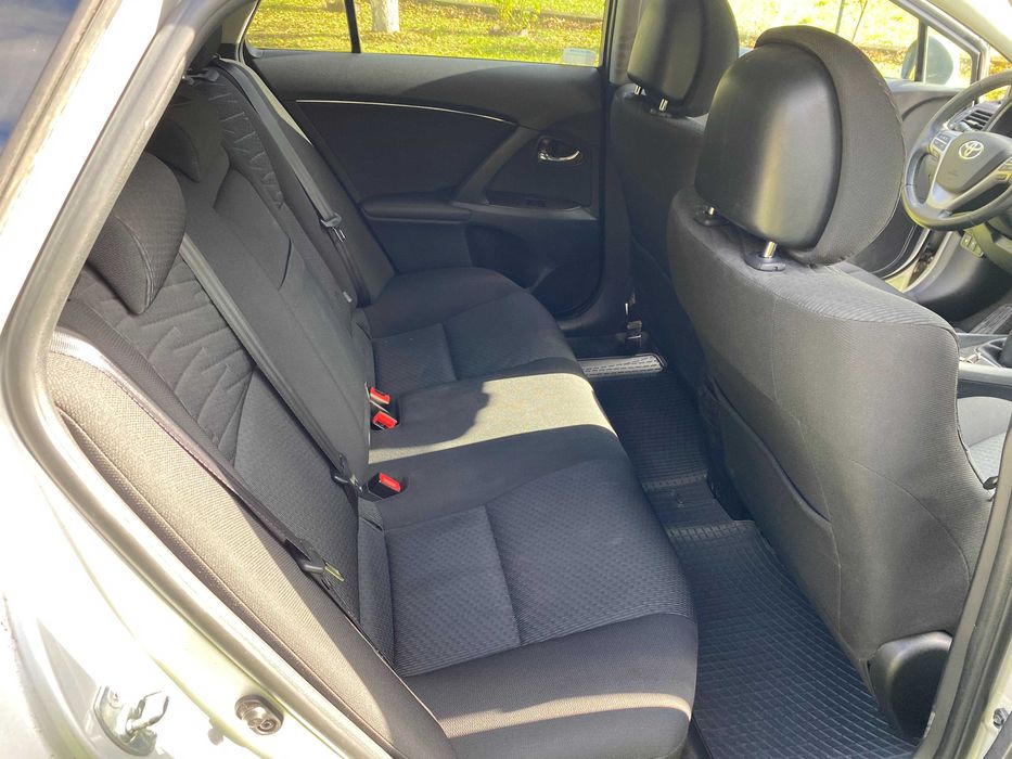 Toyota Avensis T27 kombi 2010