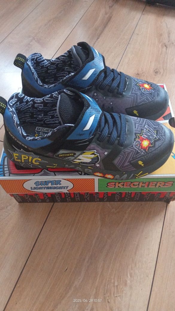 Buty dziecięce Skechers rozm. 35