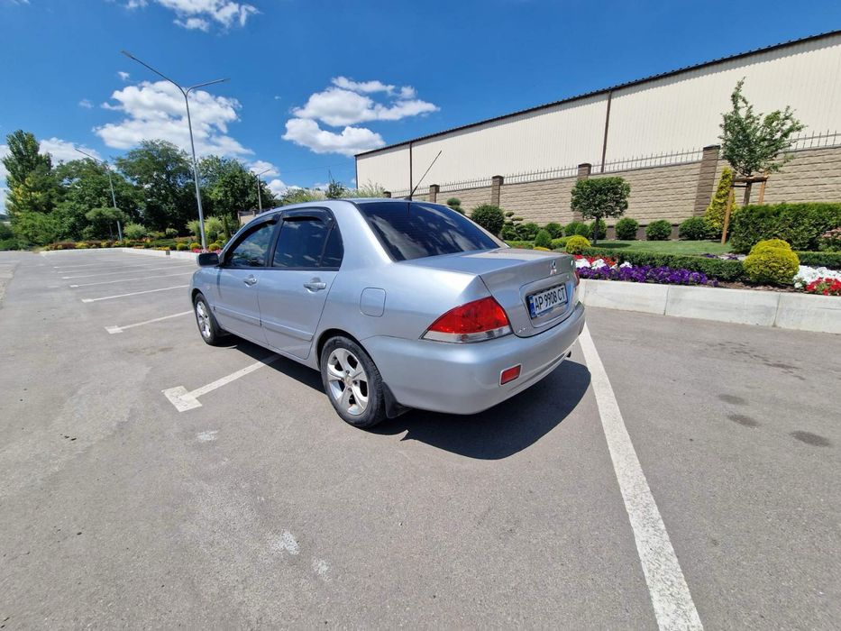 Mitsubishi Lancer 9 бензин 1.6