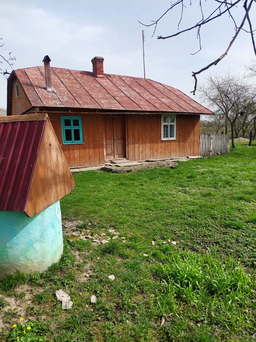 Продається хата село верхівці всі деталі за телефоном