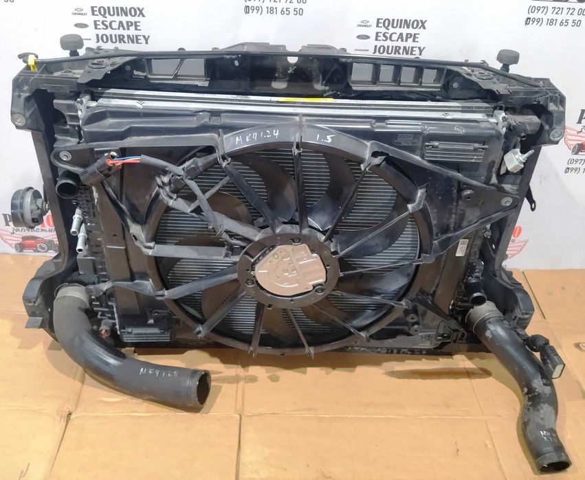 Касета пачка радіаторів жалюзі взборі Ford Escape MK4 Ескейп Куга 20 -