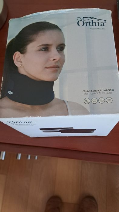 Colar cervical com velcro, novo