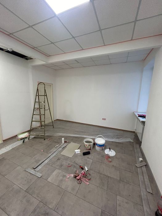 Оренда приміщення 45 м кв Перший поверх, окремий вхід