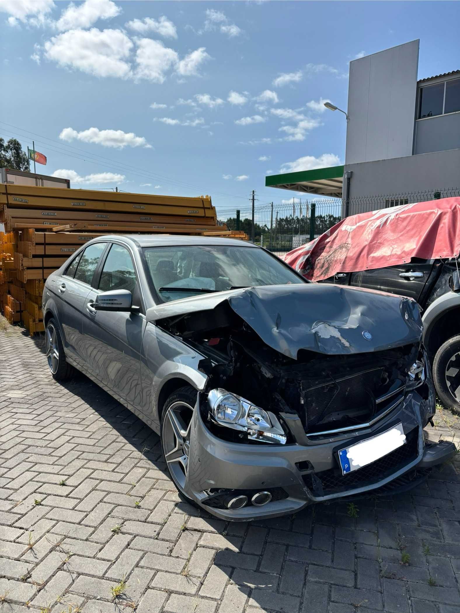 MERCEDES A180 W204 Gasolina 2012