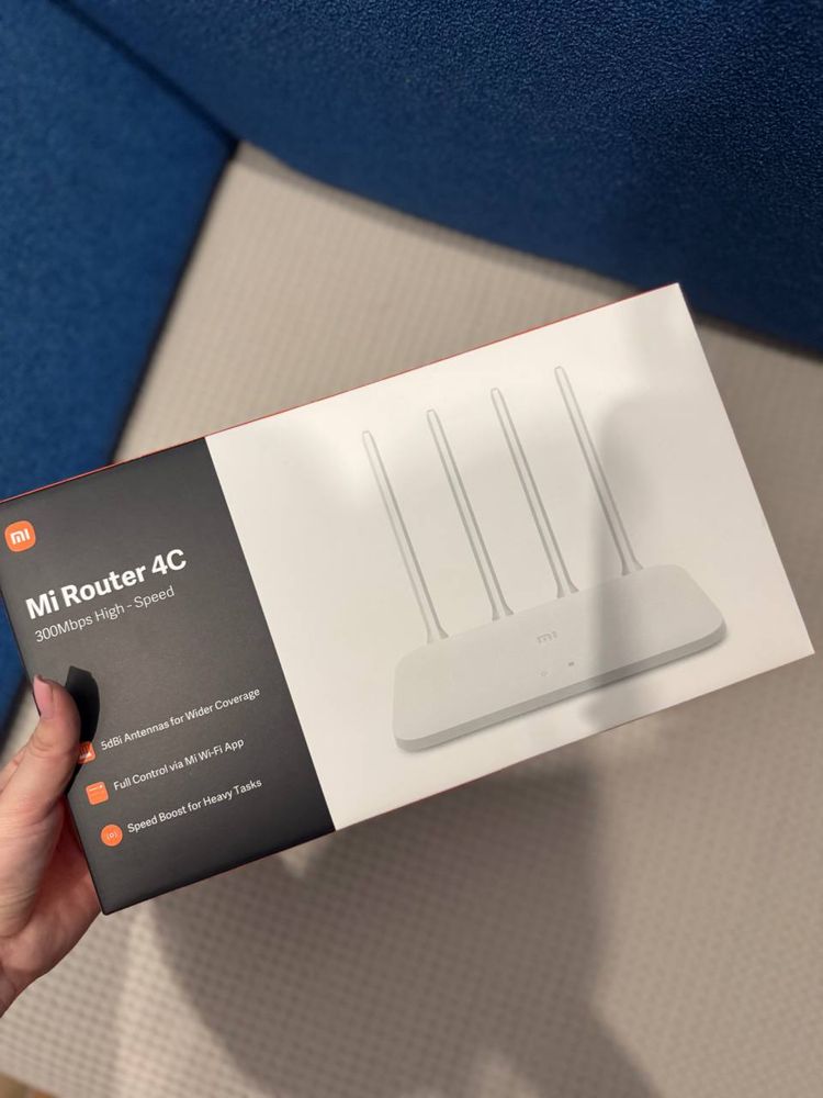 Продам роутер Mi Router 4C