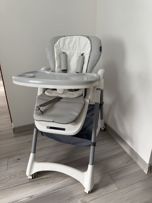 Стільчик для годування від El Camino Steady