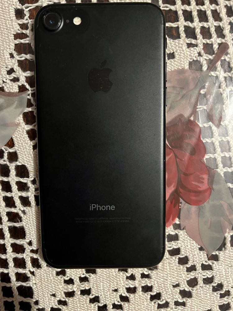 ТЕРМІНОВИЙ ПРОДАЖ! Два смартфони Iphone 7 та lg g3s