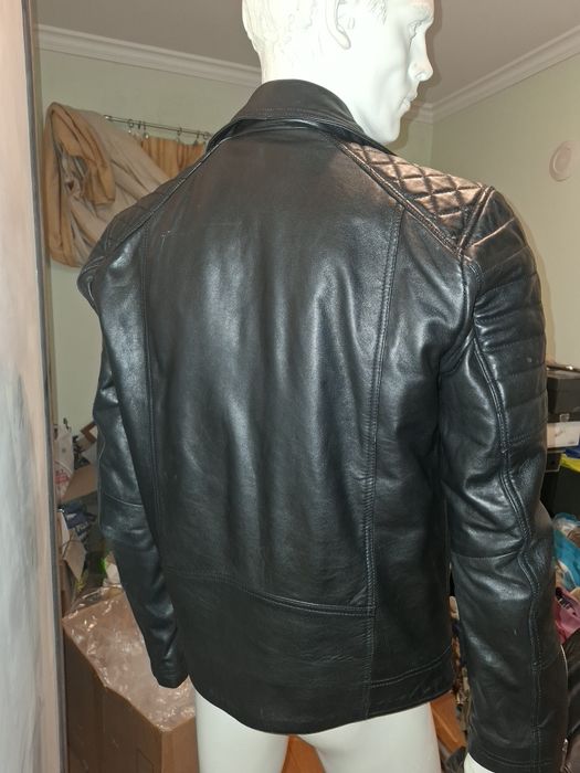 Blusão  em couro(pele) estilo Baker