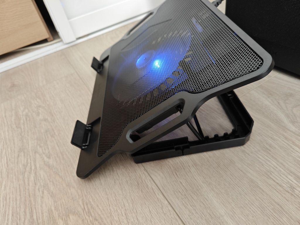 Gamingowa podstawka pod laptop Natec Dipper 2 | LED | USB | cicha