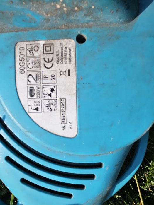 Odkurzacz do liści z regulacją obrotów