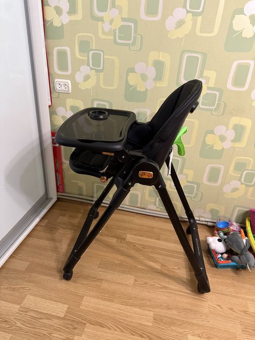 Стільчик для годування Carello
